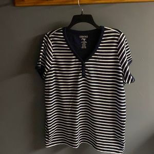 Essentials by Maggie 18/20W navy and white v-neck shirt